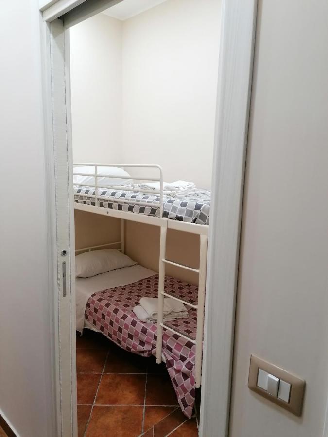 Bed and Breakfast Casa Amelia à Naples Extérieur photo